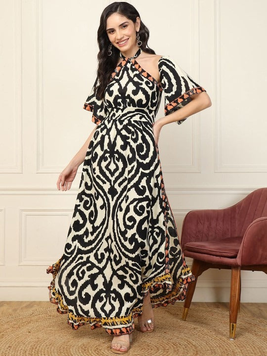 Women Printed Halter Neck Bell Sleeve Fit & Flare Maxi Dress XXL / Black