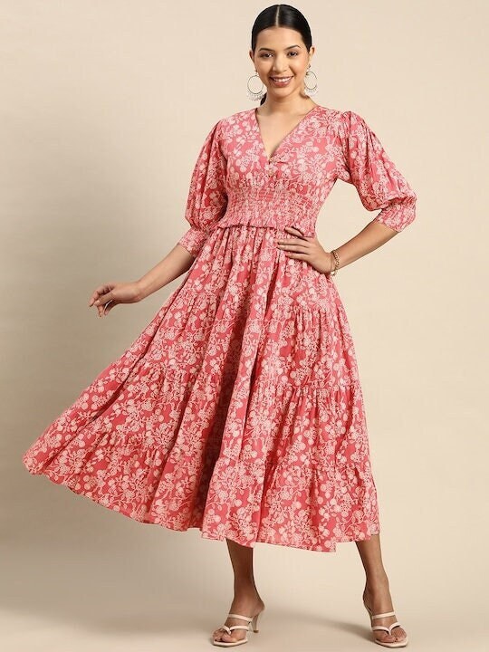 Floral Printed Smocked Fit & Flare Puff Sleeves Maxi Dress XL Floral Printed Smocked Fit & Flare Puff Sleeves Maxi Dress XL