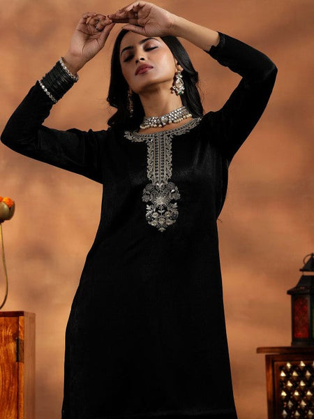 Women Indo Western Floral Embroidered Sequinned Tunic With Palazzos Ethnic Co-Ords Set VitansEthnics