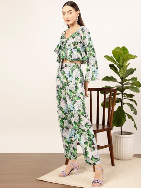 Women Green Floral Printed Top & Palazzos Co-Ords Set VitansEthnics