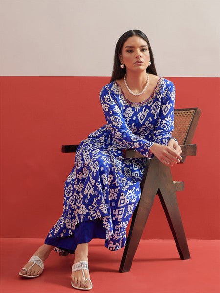 Wome Ethnic Motifs Printed Panelled Thread Work Kurta with Palazzos Co-ords Set VitansEthnics