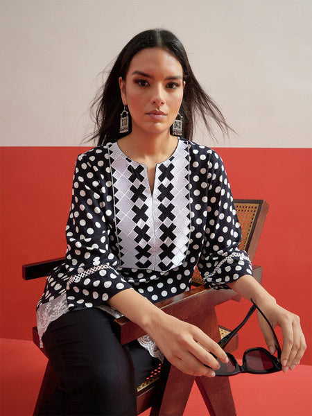 Women Printed Regular Thread Work Kurti with Trousers Co-ords Set VitansEthnics