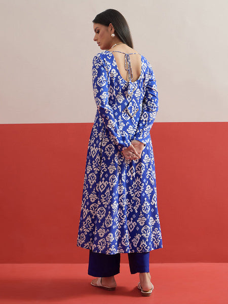 Wome Ethnic Motifs Printed Panelled Thread Work Kurta with Palazzos Co-ords Set VitansEthnics