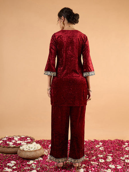 Women Ethnic Motifs Embroidered Kurta with Trousers Set VitansEthnics