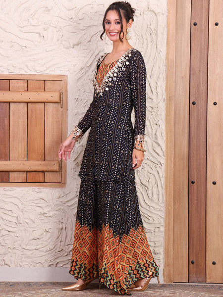 Women Printed V-Neck Tunic & Sharara Co-ords Set VitansEthnics
