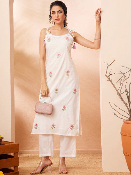 Women Floral Embroidered Regular Pure Cotton Kurta with Trousers VitansEthnics