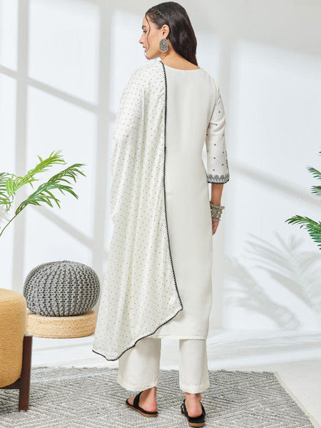 Women Floral Printed Regular Gotta Patti Kurta with Trousers & With Dupatta VitansEthnics