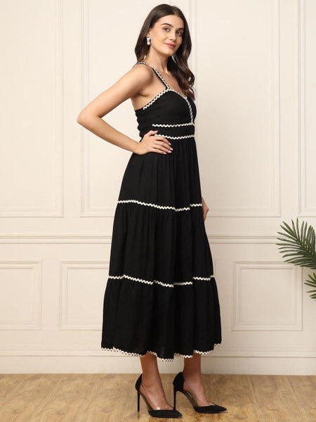 Women Black solid maxi dress VitansEthnics