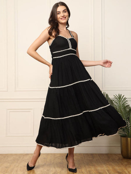 Women Black solid maxi dress VitansEthnics