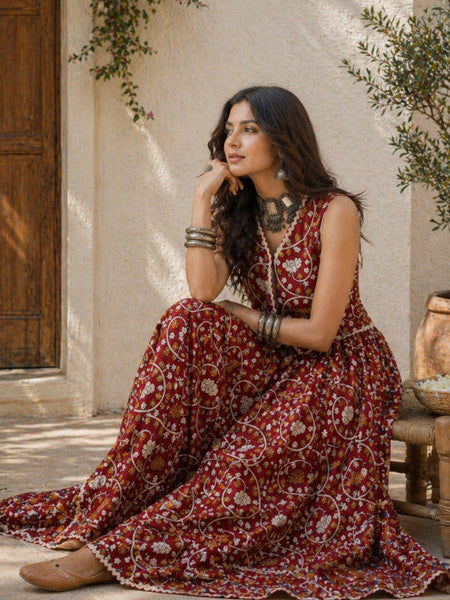 Women Indie Florals Cotton Printed Top with Skirt Co-Ords Set VitansEthnics