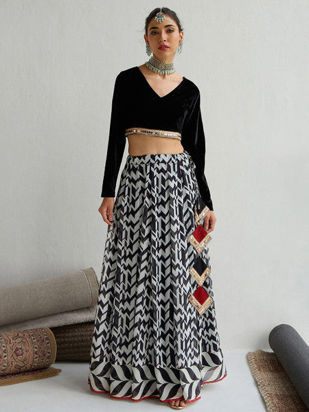 women Embellished Sequinned Ready to Wear Lehenga Choli VitansEthnics