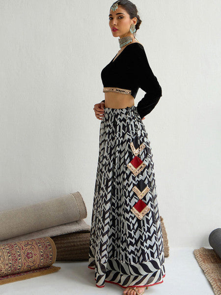 women Embellished Sequinned Ready to Wear Lehenga Choli VitansEthnics
