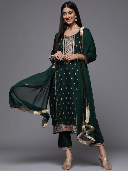 Copy of Women Solid Silk Blend Hyper Texture Kurta Set VitansEthnics