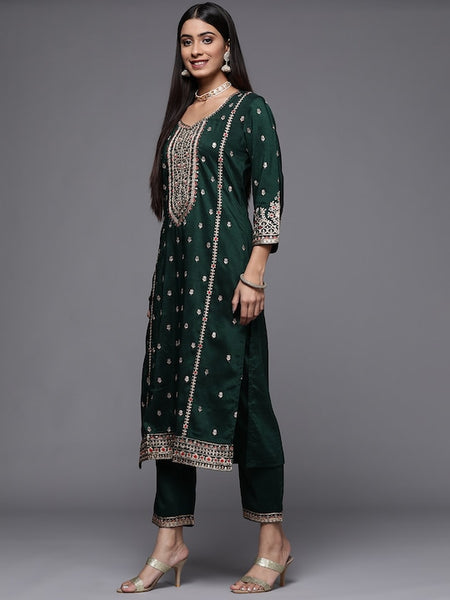 Copy of Women Solid Silk Blend Hyper Texture Kurta Set VitansEthnics