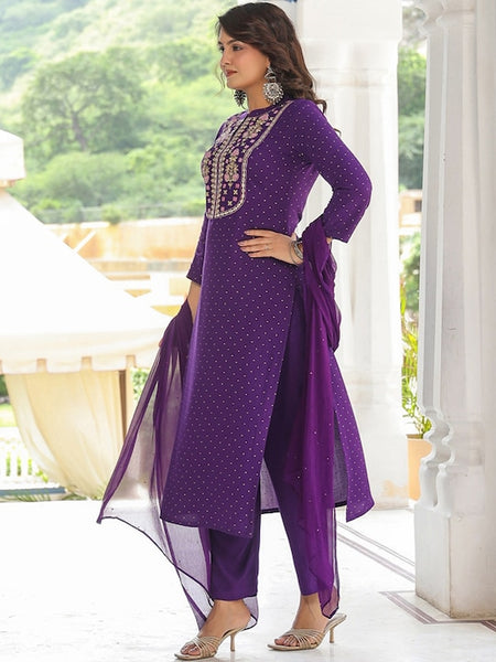 Floral Embroidered Mandarin Collar Regular Mirror Work Kurta & Trousers & Dupatta