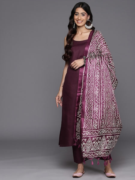 Copy of Women Ethnic Motifs Embroidered Thread Work Pure Cotton Kurta Set VitansEthnics