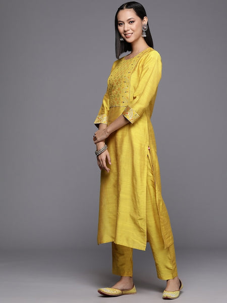 Women Yoke Design Regular Gotta Patti Kurta with Trousers & Dupatta