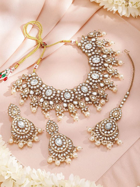 Women Gold-Plated Kundan & White Pearl Studded & Beaded Jewellery Set with Maangtikka