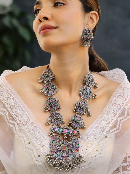Women Silver-Plated Cubic Zirconia-Studded & Beaded Jewellery Set VitansEthnics