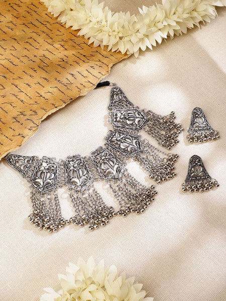 Women Silver-Plated Cubic Zirconia-Studded & Beaded Traditional Jewellery Set VitansEthnics