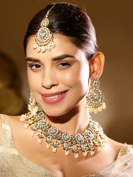 Women Gold-Plated Kundan & White Pearl Studded & Beaded Jewellery Set with Maangtikka