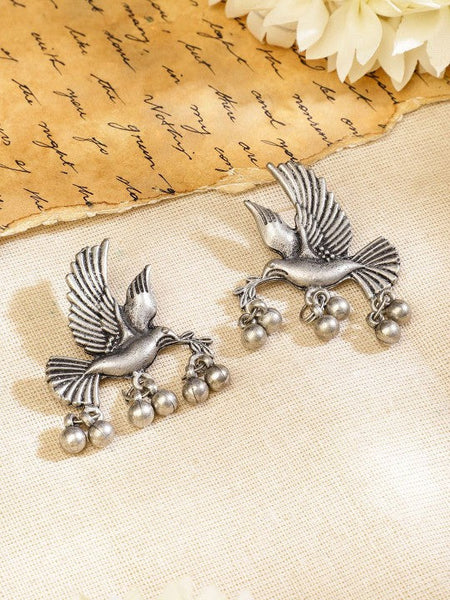 Women Silver-Plated Traditional Vinatge Jewellery Set VitansEthnics