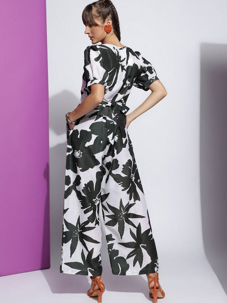 Women's Green Square Neck Floral Printed Jumpsuit VitansEthnics