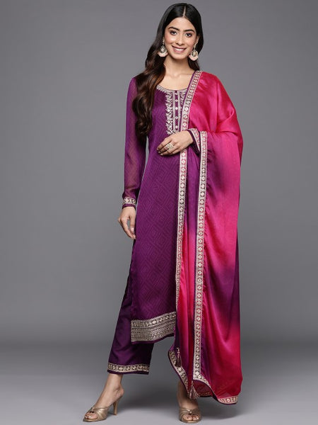 Women Floral Printed Kurta With Trousers & Dupatta Set