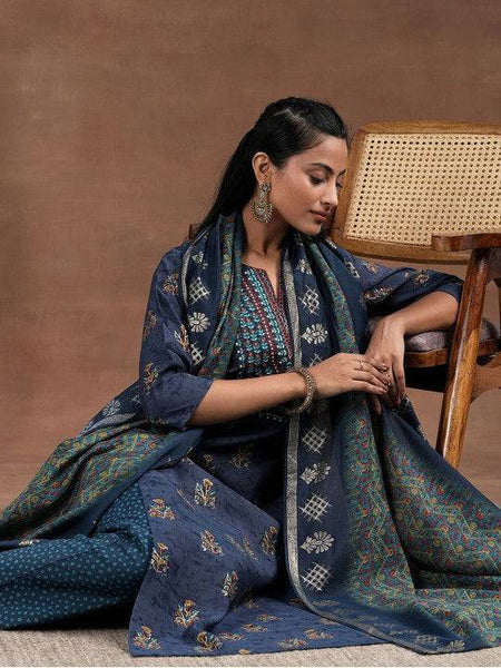 Women Floral Printed Thread Work Straight Kurta With Palazzos & Dupatta Set VitansEthnics