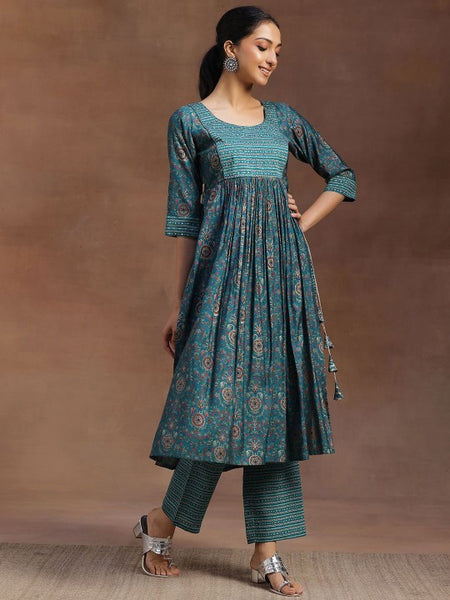 Women Blue Floral Printed Pleated Sequinned Straight Kurta with Trousers & Dupatta