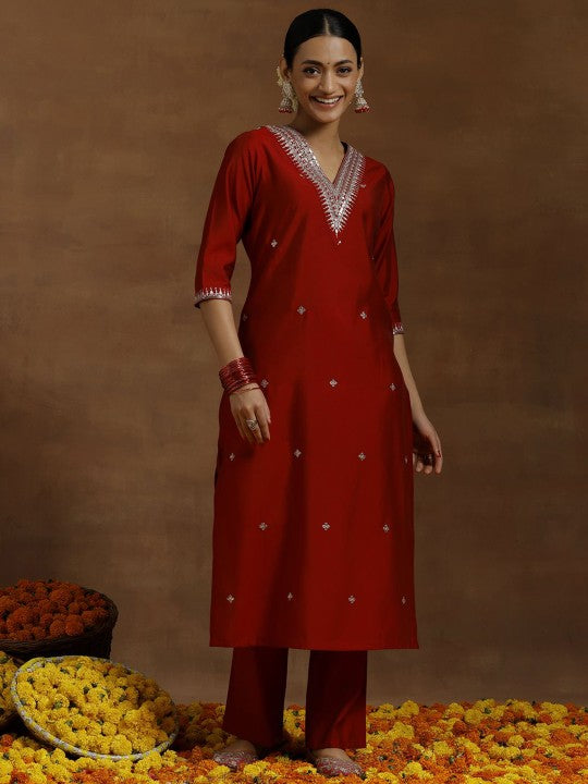 Women Ethnic Motifs Embroidered Regular Kurta with Trousers Indian Suit Set VitansEthnics