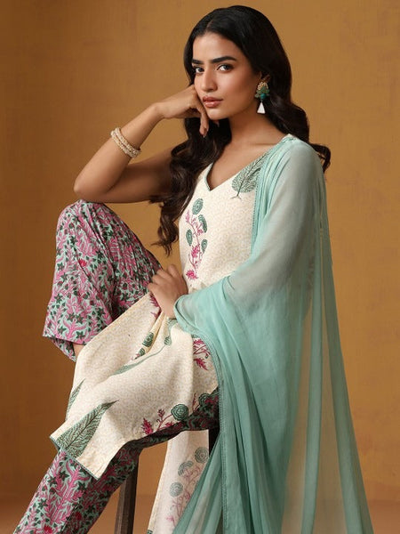 Women Floral Printed Sleeveless Pure Cotton Kurta Set With Dupatta Set VitansEthnics