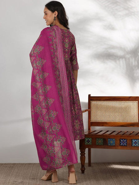 Women Pink Floral Printed Pleated Sequinned Straight Kurta with Trousers & Dupatta