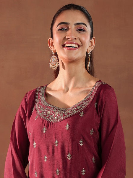 Women Floral Embroidered Sequinned Straight Kurta with Palazzos & Dupatta