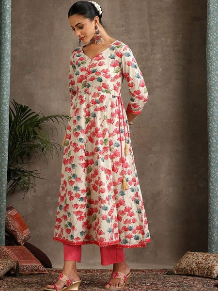 Women Floral Printed Kurta with Palazzos & Dupatta Set VitansEthnics