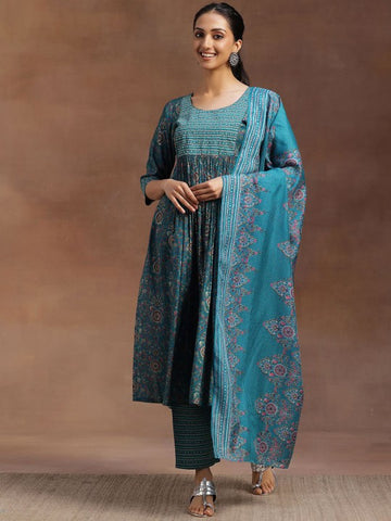 Women Blue Floral Printed Pleated Sequinned Straight Kurta with Trousers & Dupatta