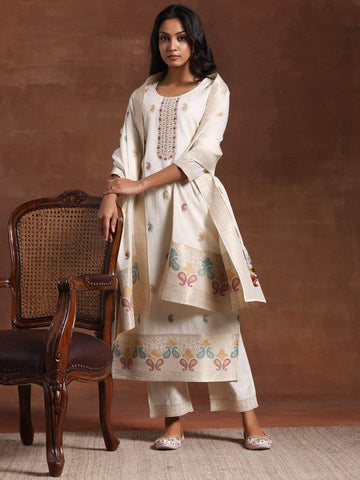 Women Paisley Round Neck Three-Quarter Sleeves Pure Cotton Kurta Set VitansEthnics