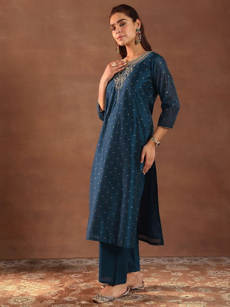 Floral Embroidered Thread Work Chanderi Silk Straight Kurta with Trousers & Dupatta Set