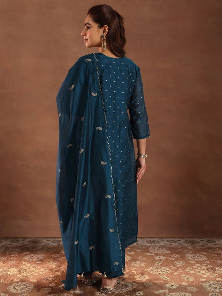 Floral Embroidered Thread Work Chanderi Silk Straight Kurta with Trousers & Dupatta Set
