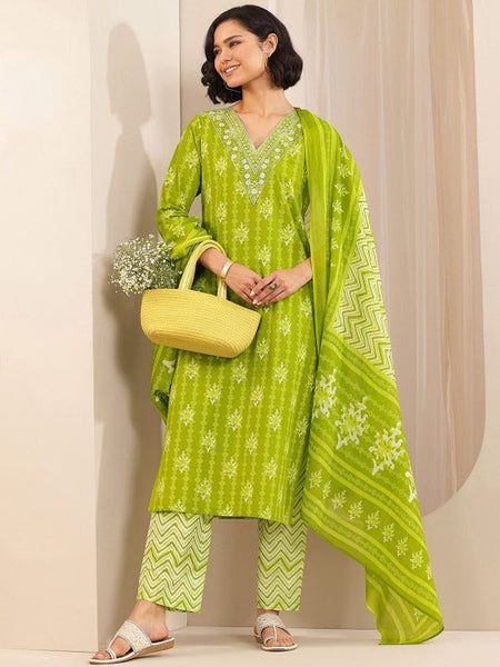 Women Floral Printed Regular Thread Work Kurta with Trousers & With Dupatta Set VitansEthnics