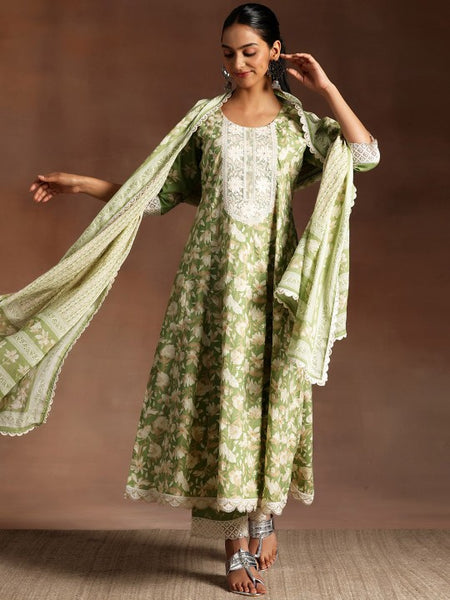 Women Floral Embroidered Thread Work Pure Cotton Kurta & Trousers With Dupatta