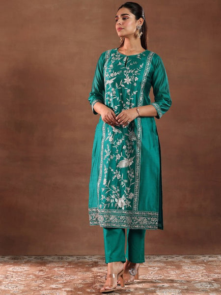 Floral Embroidered Chanderi Silk Kurta With Trousers & Dupatta Set