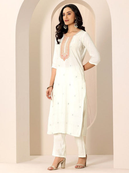 Women Ethnic Motifs Embroidered Round Neck Kurta With Trousers And Dupatta Indian Suit Set VitansEthnics