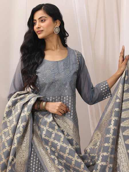 Women Floral Zari Woven Design Chanderi Silk Straight Kurta With Trousers & Dupatta Set VitansEthnics