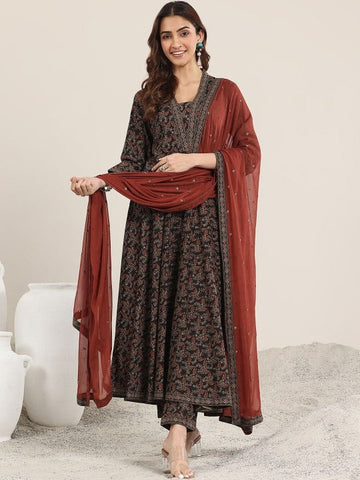 Women Floral Printed V-Neck A-LIne Kurta With Trousers And Dupatta Set VitansEthnics