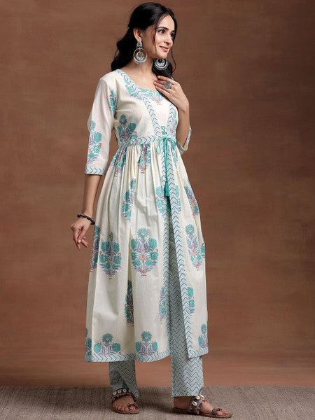 Women Square Neck Floral Printed Pleated Pure Cotton A Line Kurta with Trouser VitansEthnics