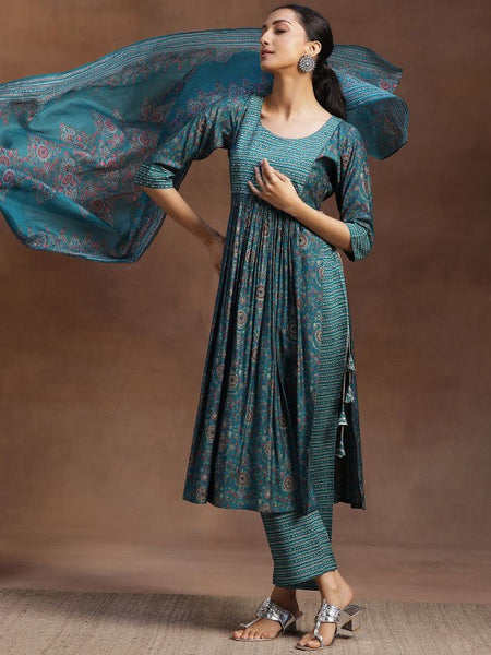 Women Blue Floral Printed Pleated Sequinned Straight Kurta with Trousers & Dupatta