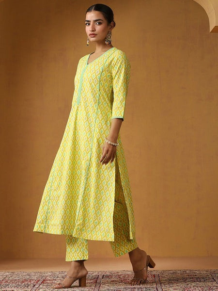 Women Geometric Printed Pure Cotton Straight Kurta With Palazzo And Dupatta Set VitansEthnics