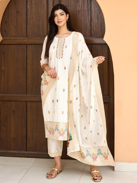 Women Paisley Round Neck Three-Quarter Sleeves Pure Cotton Kurta Set VitansEthnics