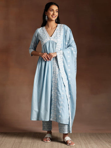 Women Blue Paisley Embroidered V-Neck Flared Thread Work Pure Cotton A-Line Kurta Set VitansEthnics